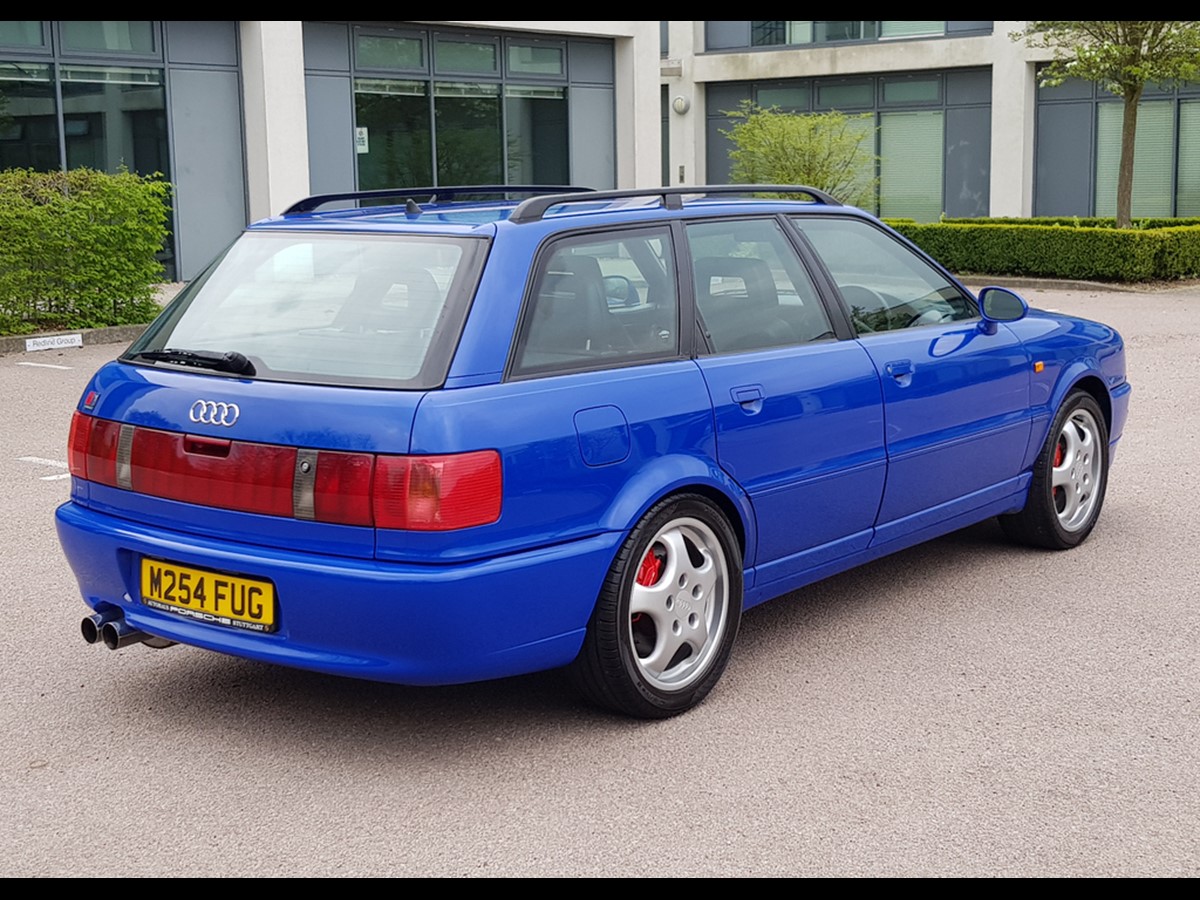 Audi RS2