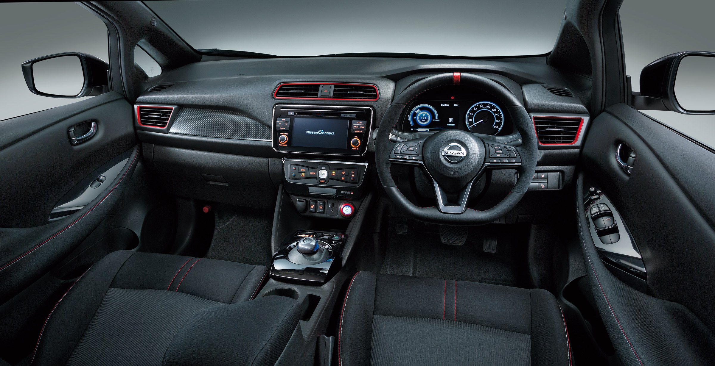 Nissan Leaf Nismo interior