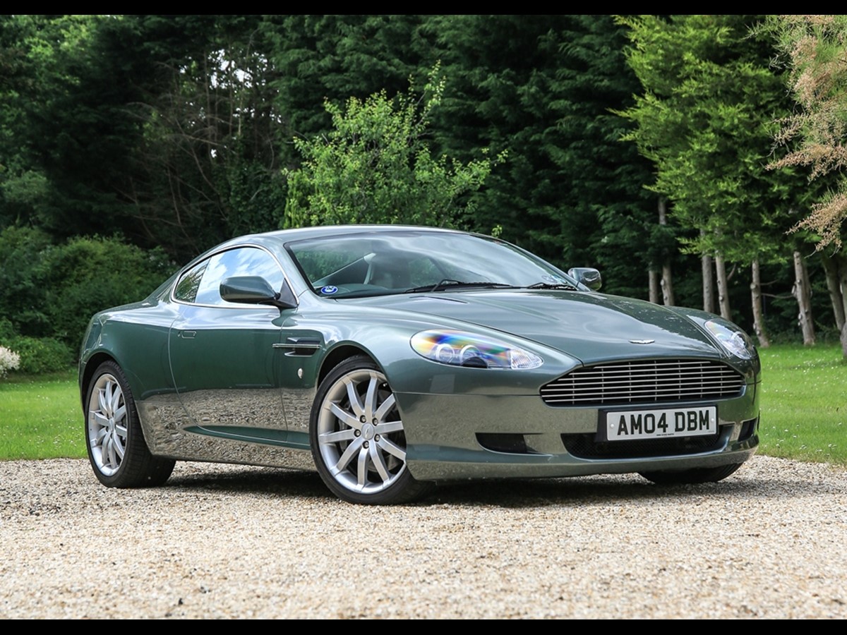 Aston Martin DB9