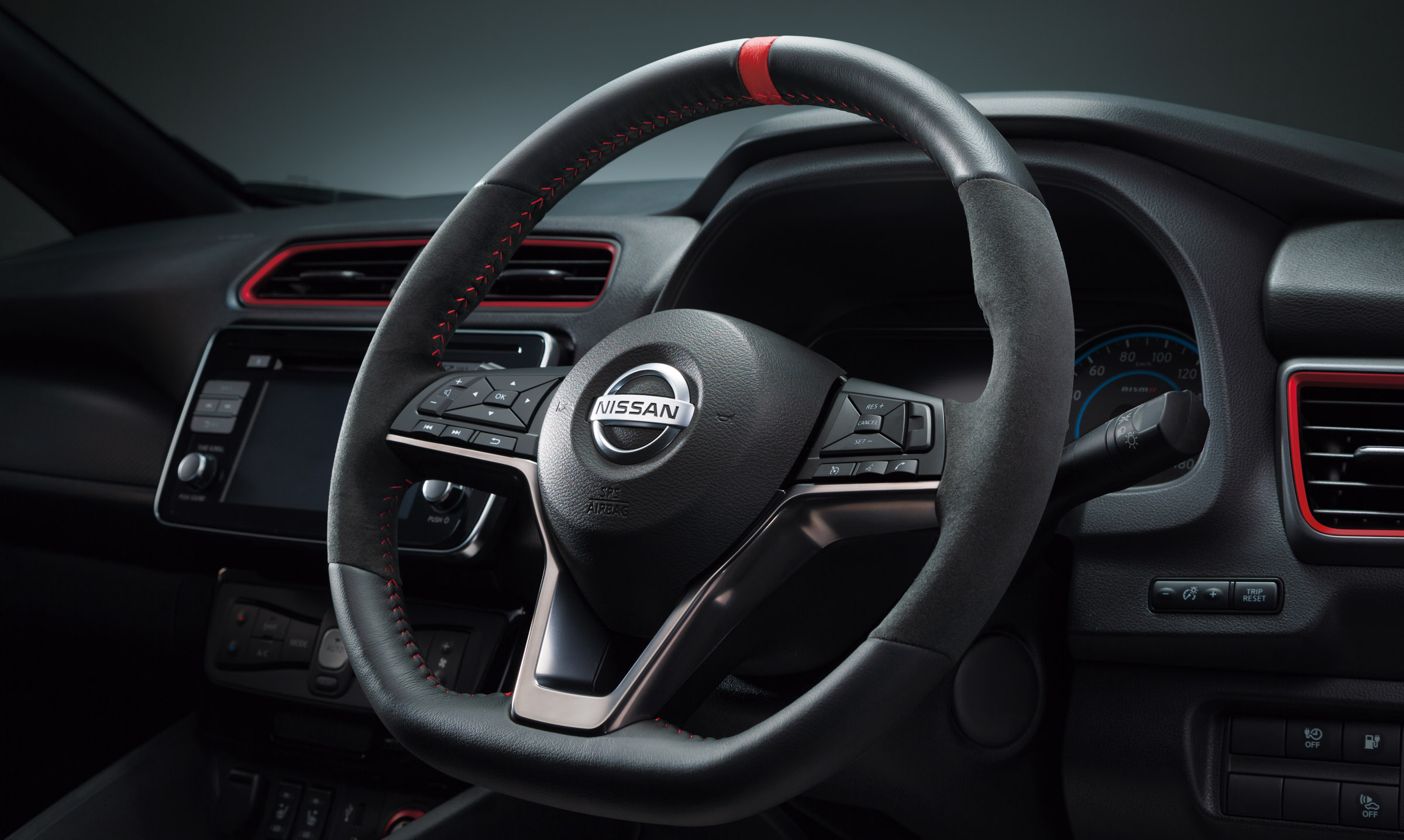 Nissan Leaf Nismo interior