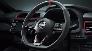 Nissan Leaf Nismo interior