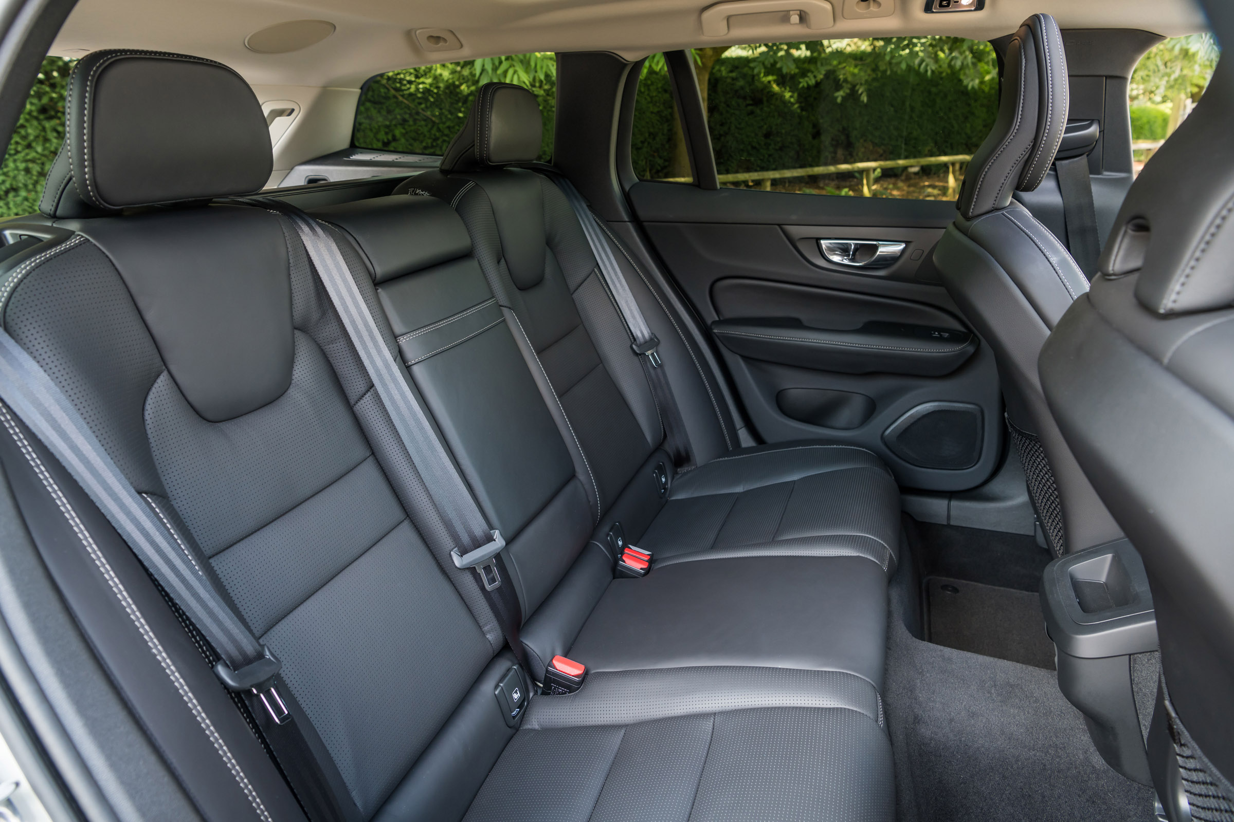 Volvo V60 interior rear seats