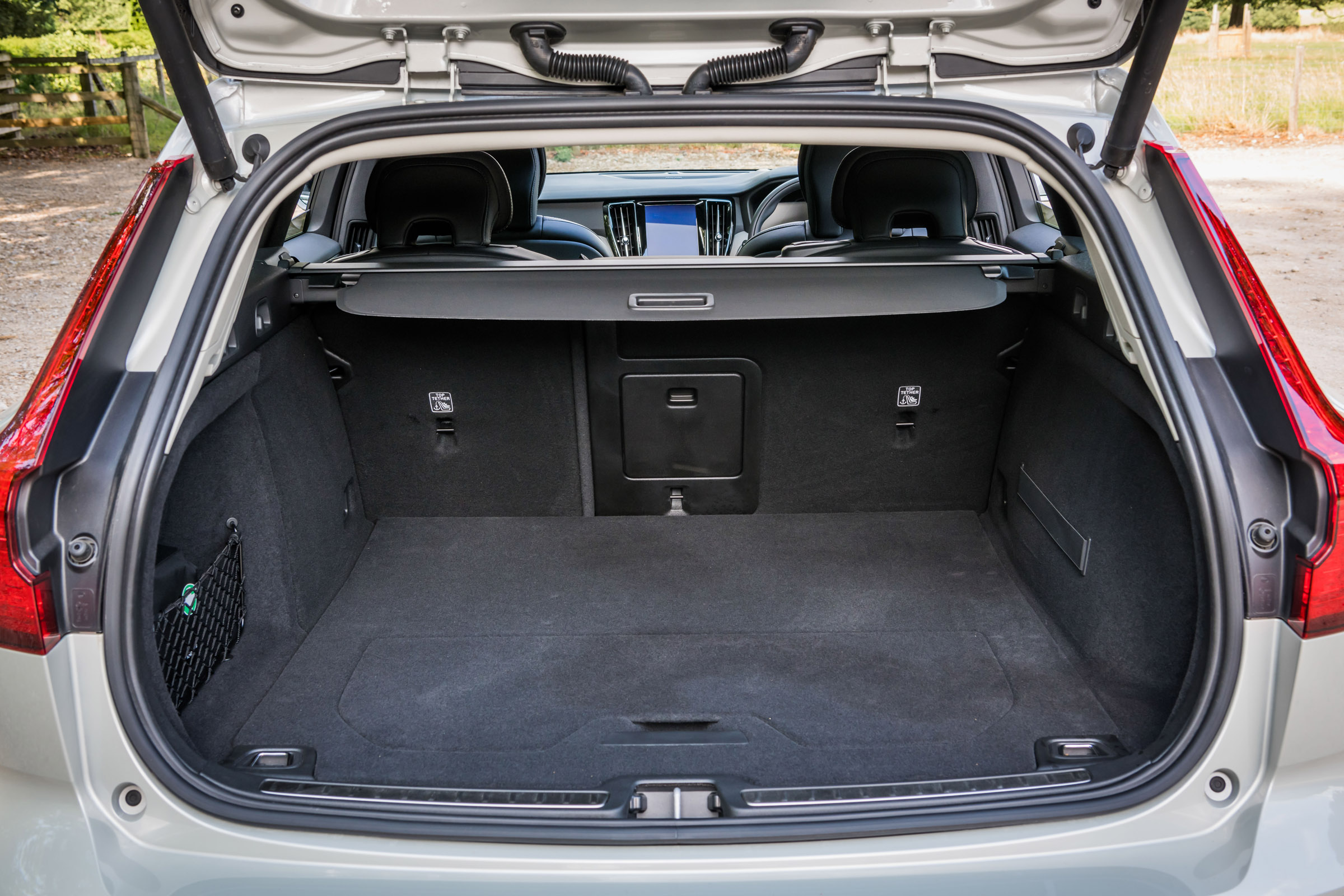 Volvo V60 interior boot