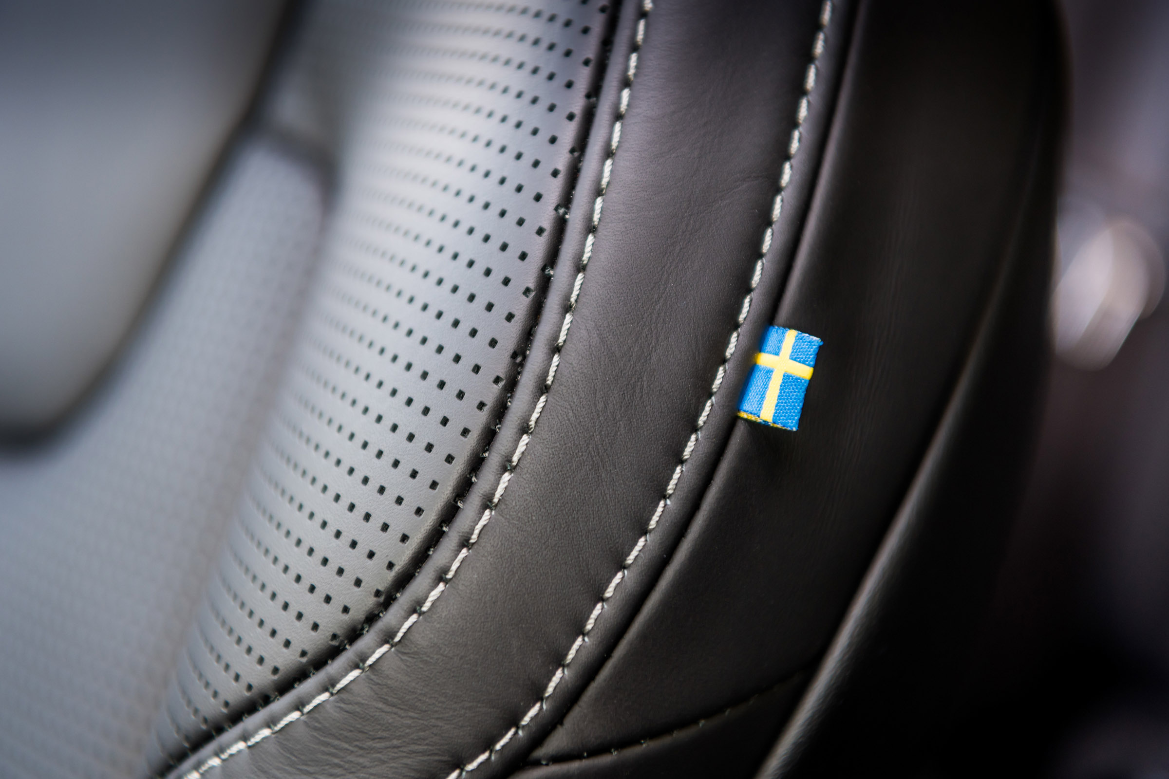 Volvo V60 interior detail
