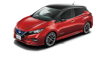 Nissan Leaf Nismo red with black roof