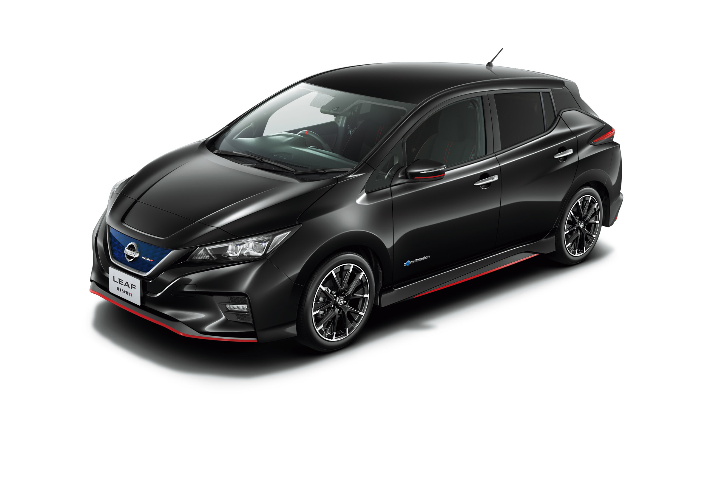 Nissan Leaf Nismo black