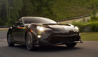 Toyota GT86 TRD Special Edition – Front