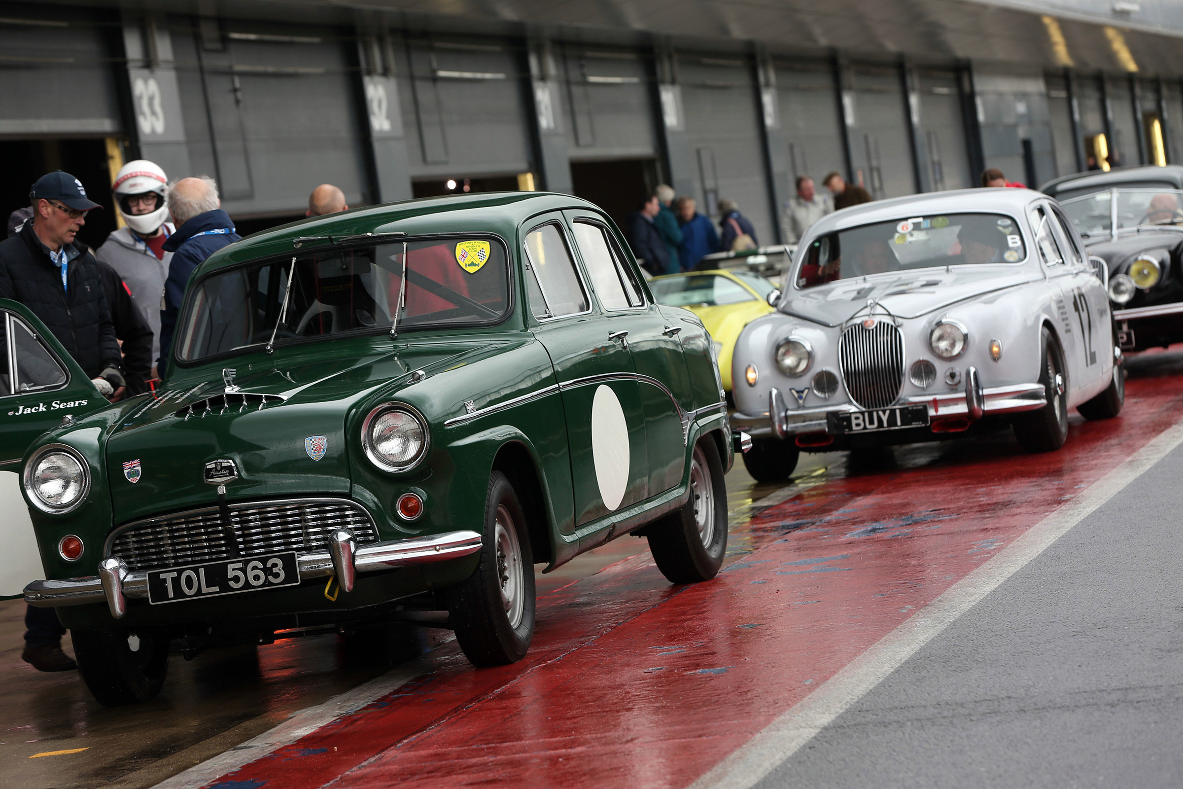 Silverstone classic - front