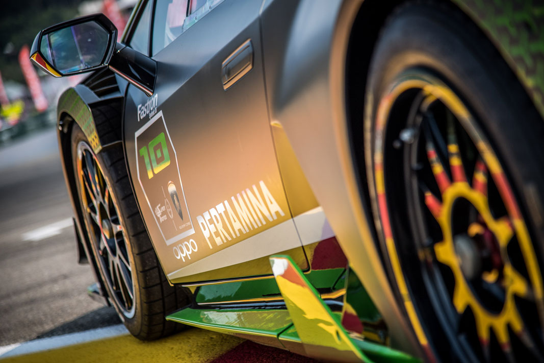 Lamborghini Huracán Super Trofeo Evo 10th Edition - Side