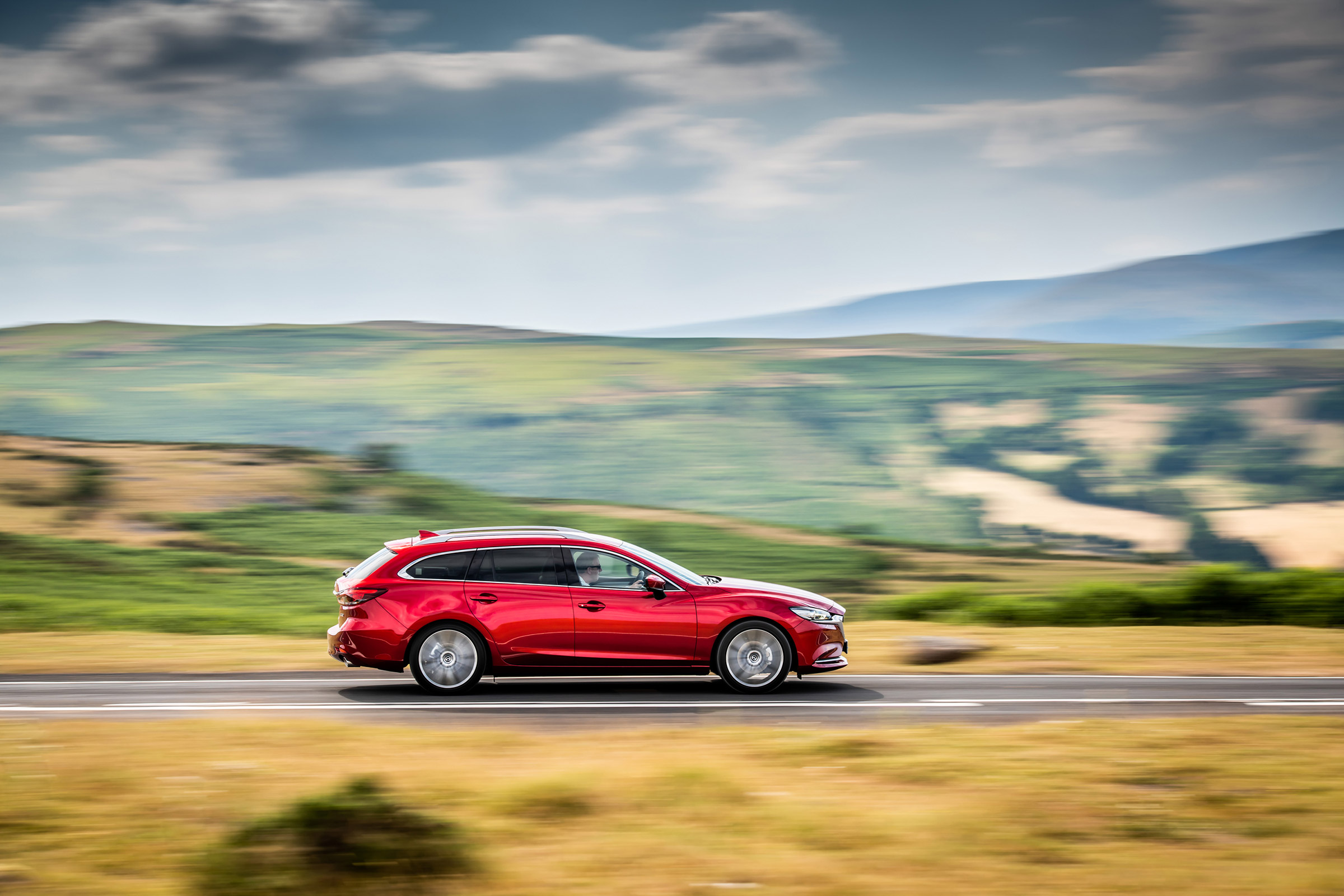 Mazda 6 MY18 review - side