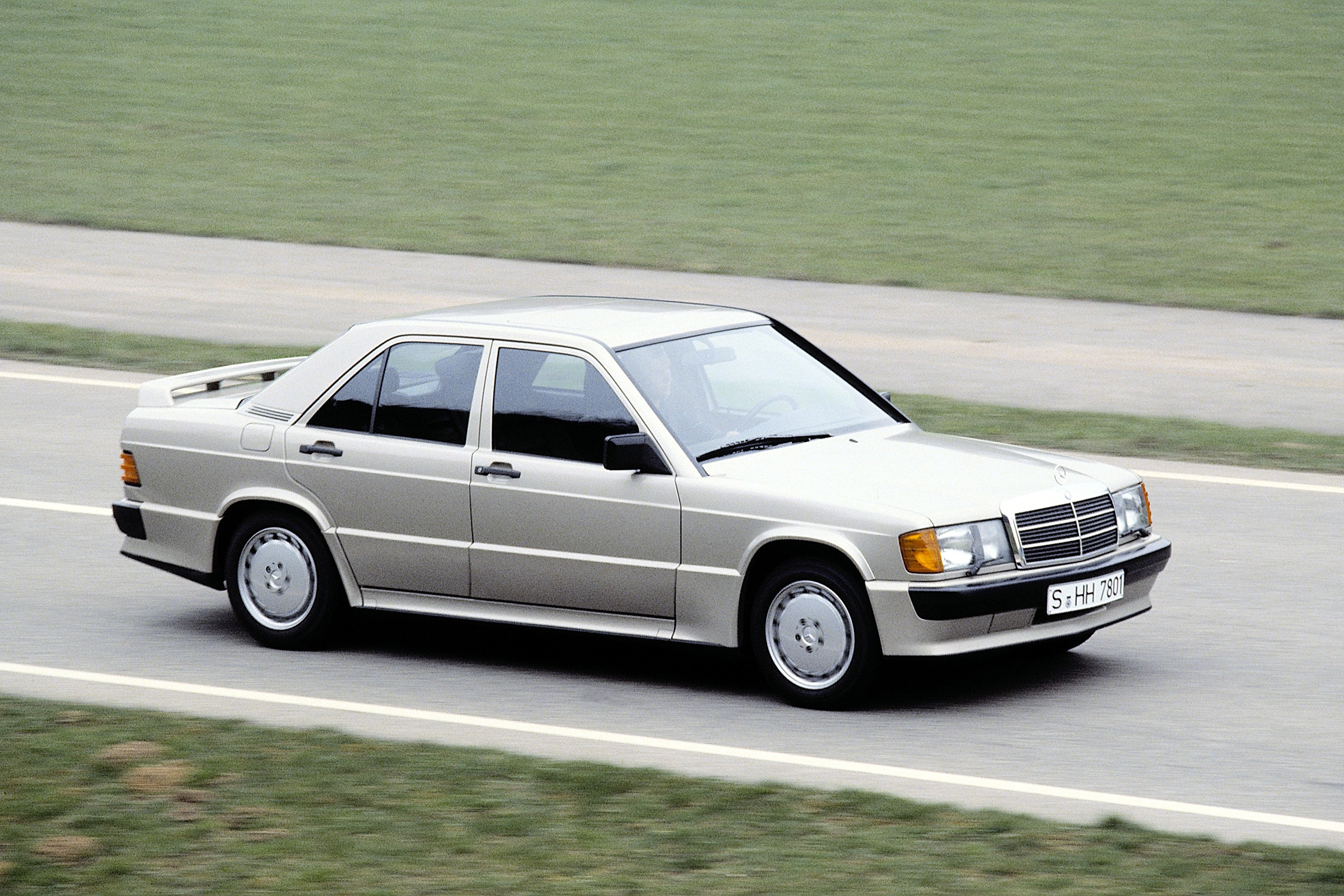 Mercedes-Benz 190 Cossie - front