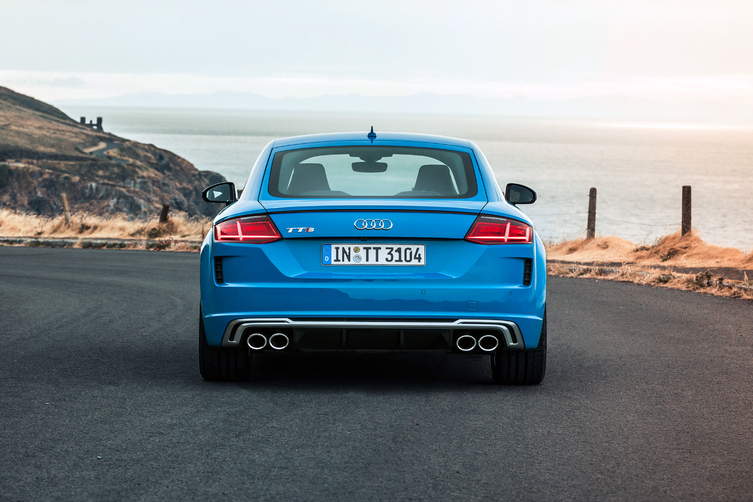 Audi TTS – rear