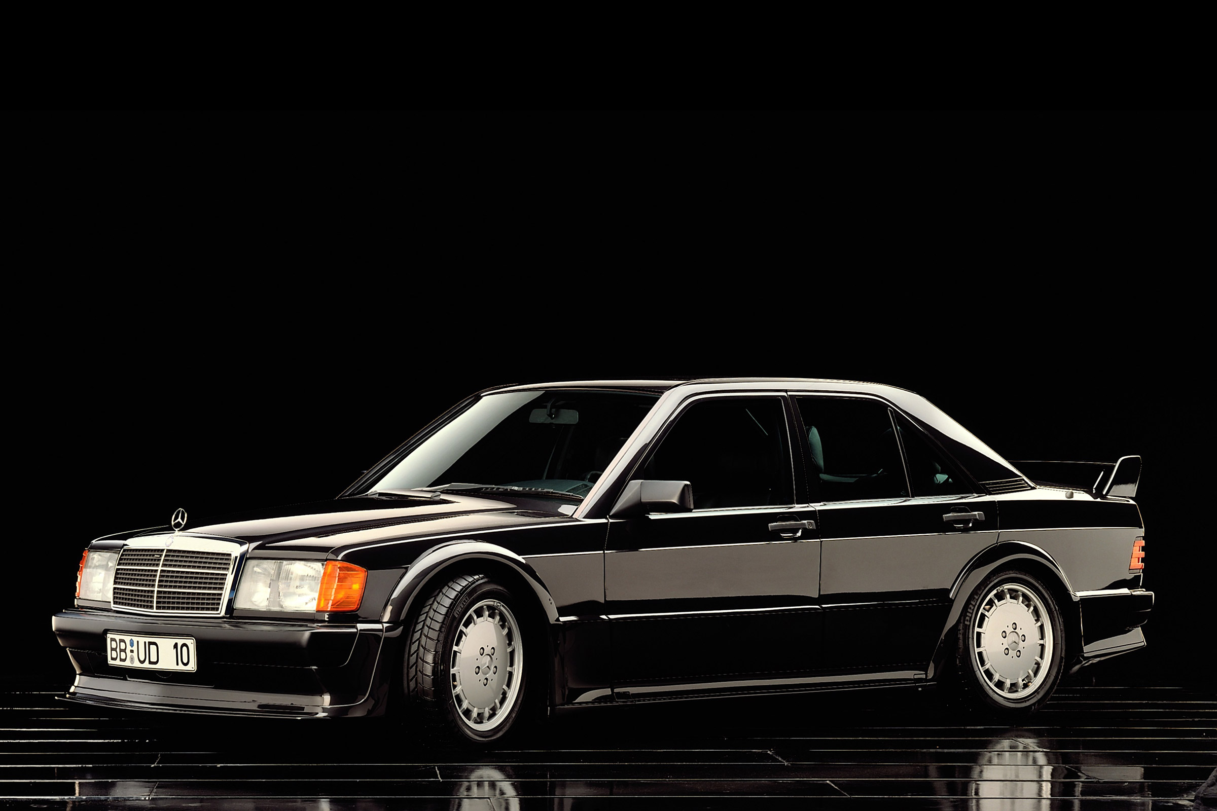 Mercedes-Benz 190 Cossie - quarter