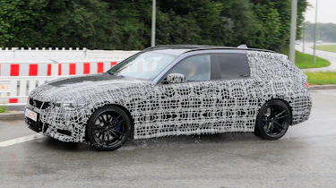 BMW 3-Series Touring – side