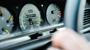 Mercedes-Benz 190E 2.5-16 - Dials