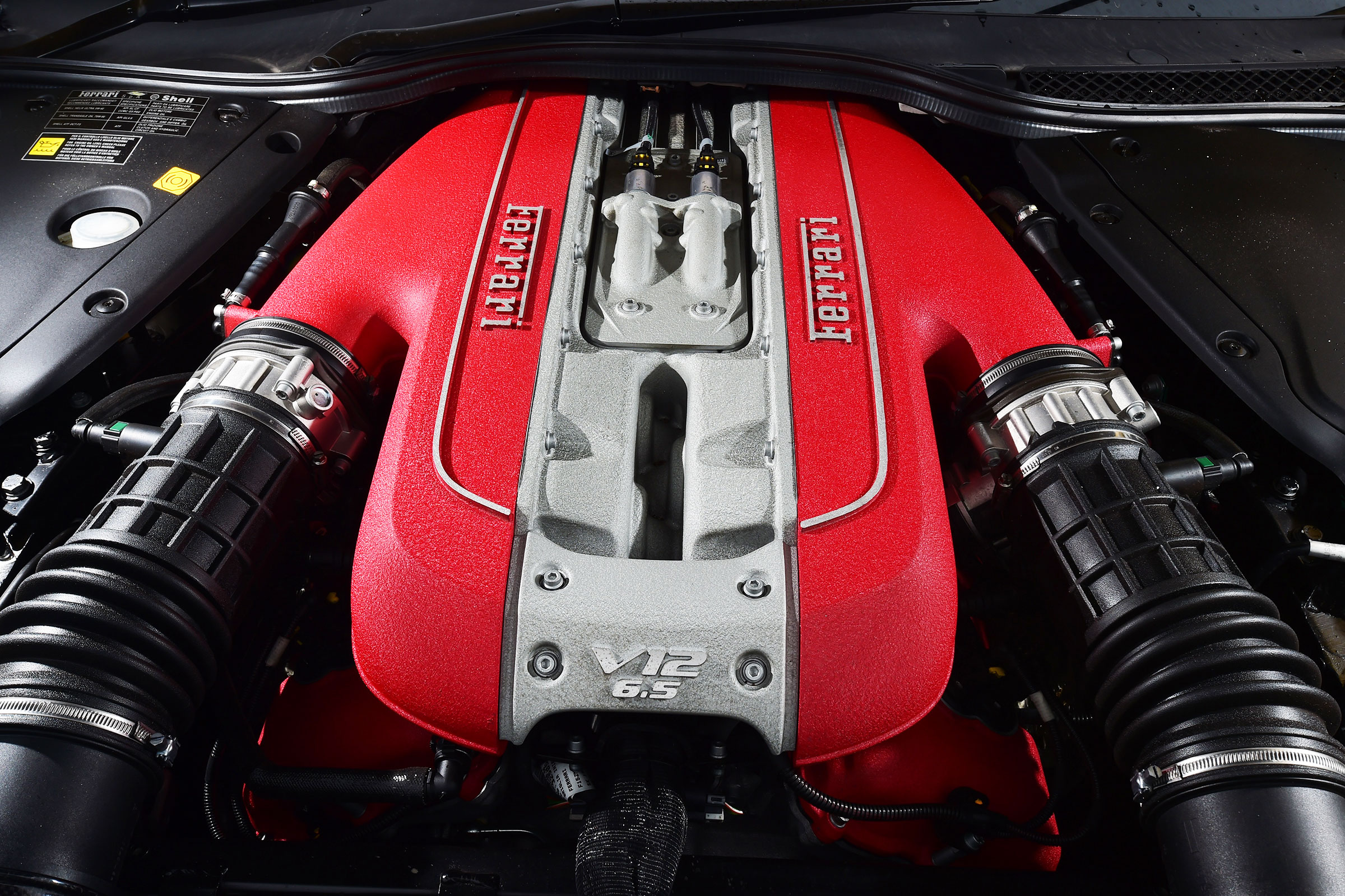 Ferrari 812 Superfast – engine