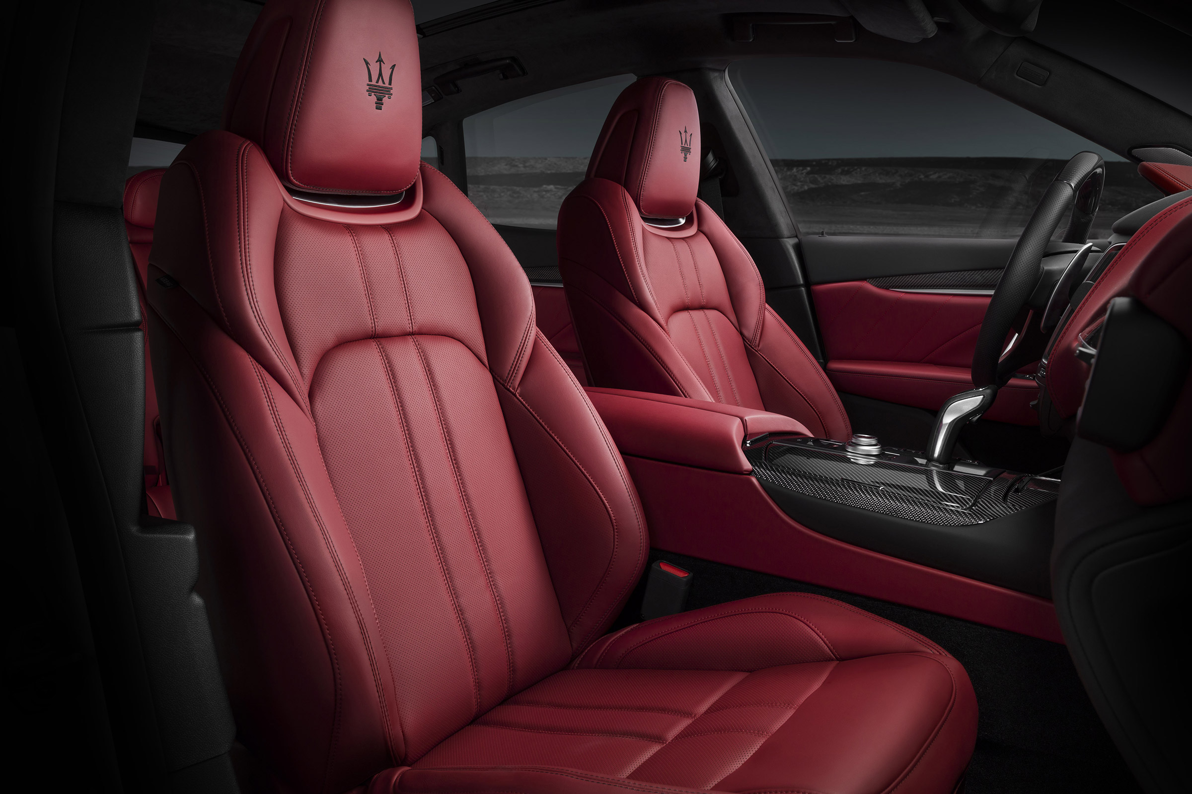 Maserati Levante GTS - seats