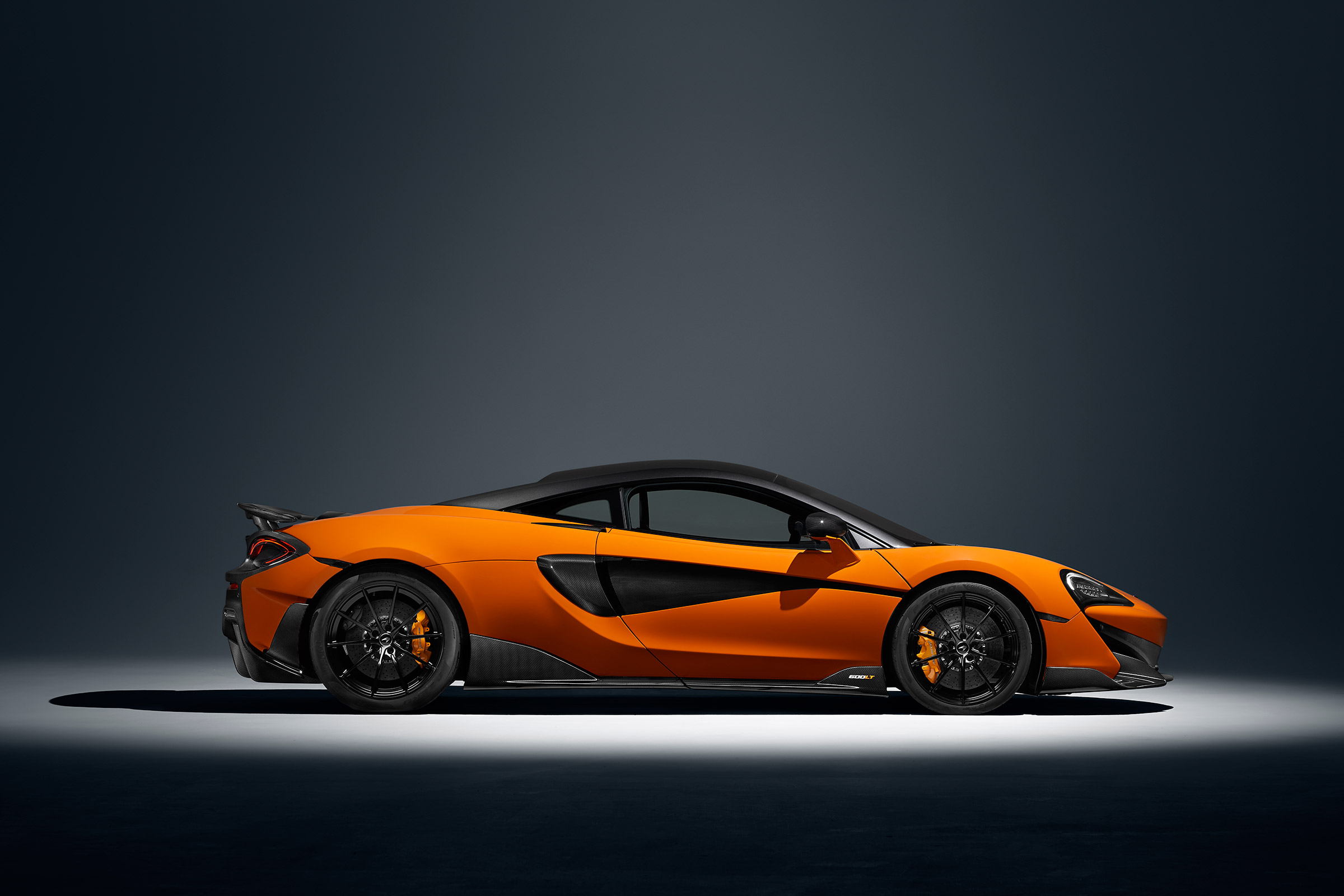 McLaren 600LT full specs - profile