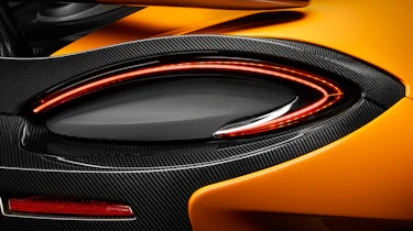 McLaren 600LT full specs - rear lights