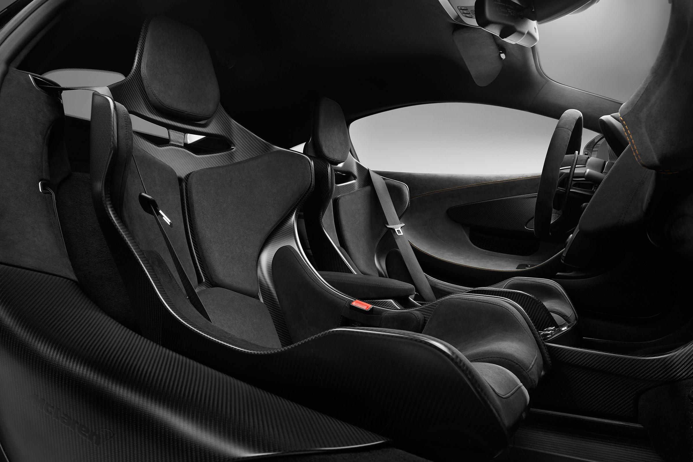 McLaren 600LT full specs - seats