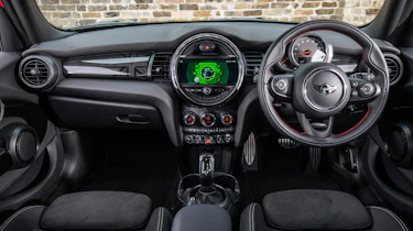 MY18 Mini Cooper hatch - dash