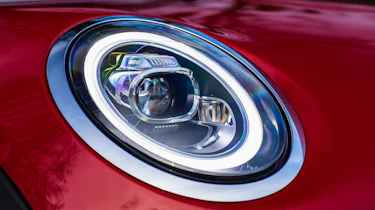 MY18 Mini Cooper hatch - headlights