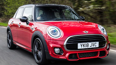 MY18 Mini Cooper hatch - front quarter