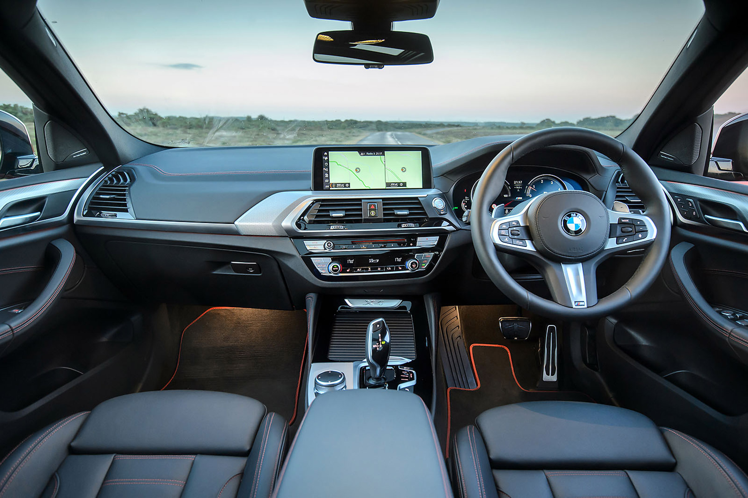 2018 BMW X4 20d drive - interior