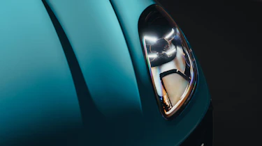 Porsche Macan – headlights