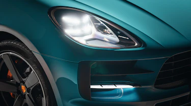 Porsche Macan – headlight