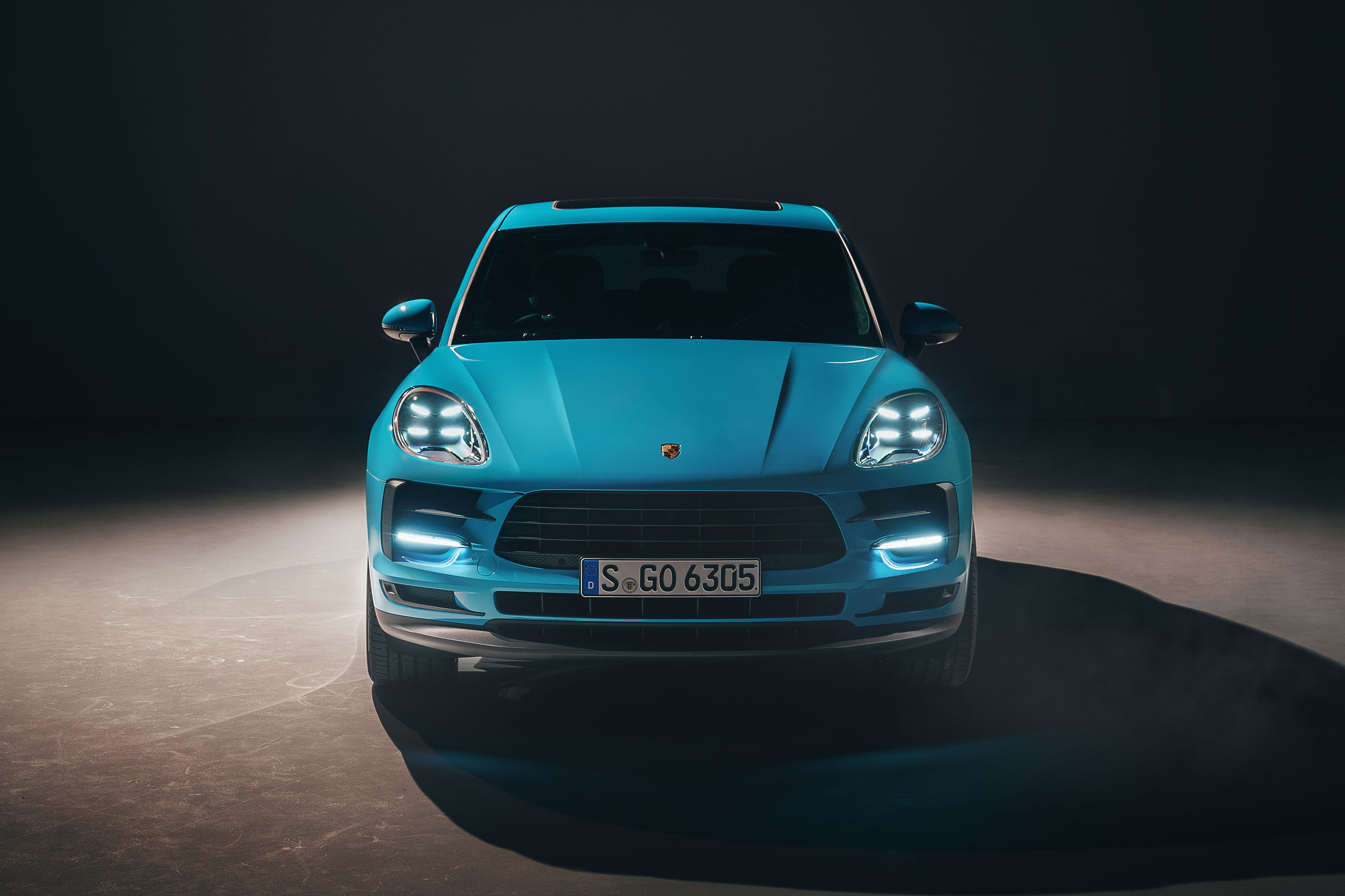 Porsche Macan – front