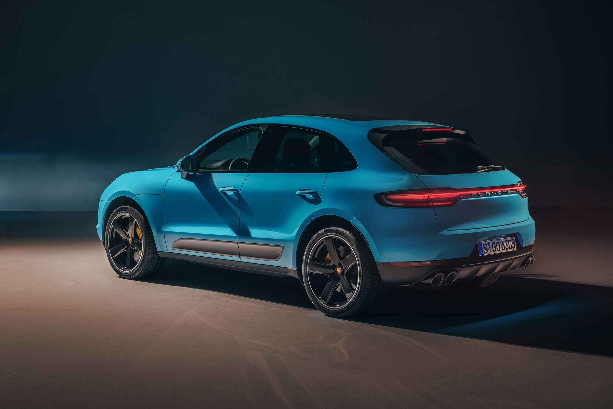 Porsche Macan – rear quarter