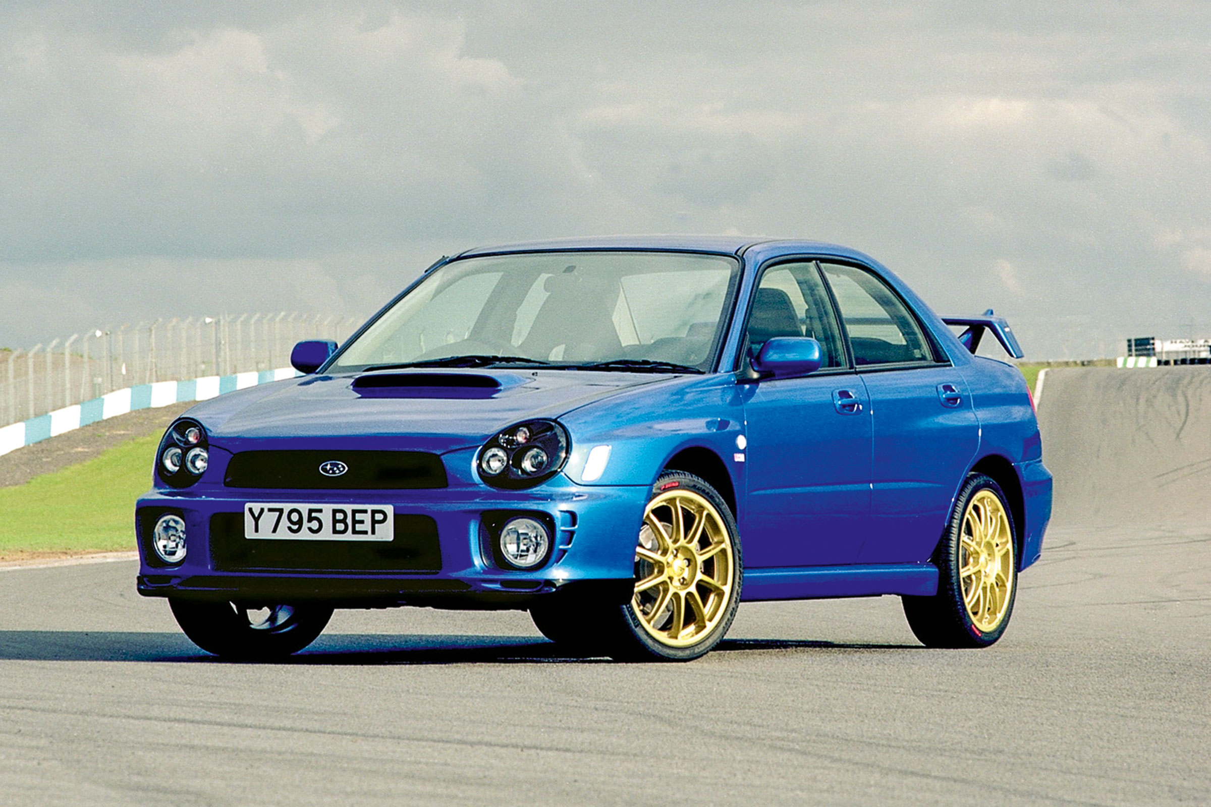 Subaru Impreza UK300