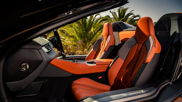 BMW i8 Roadster seats