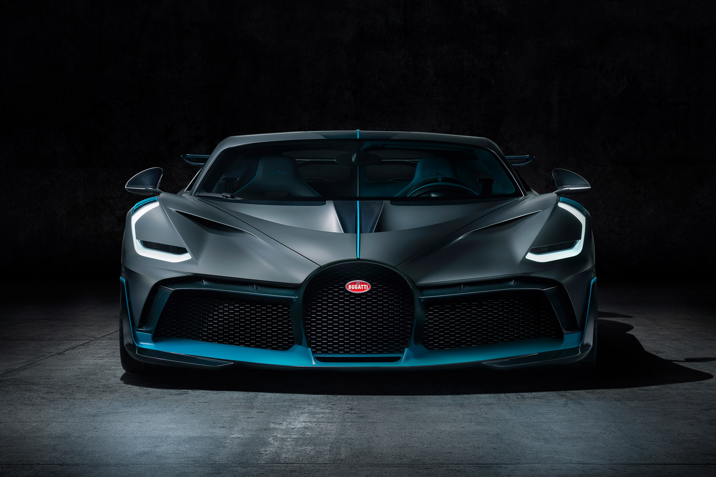 Bugatti Divo - front
