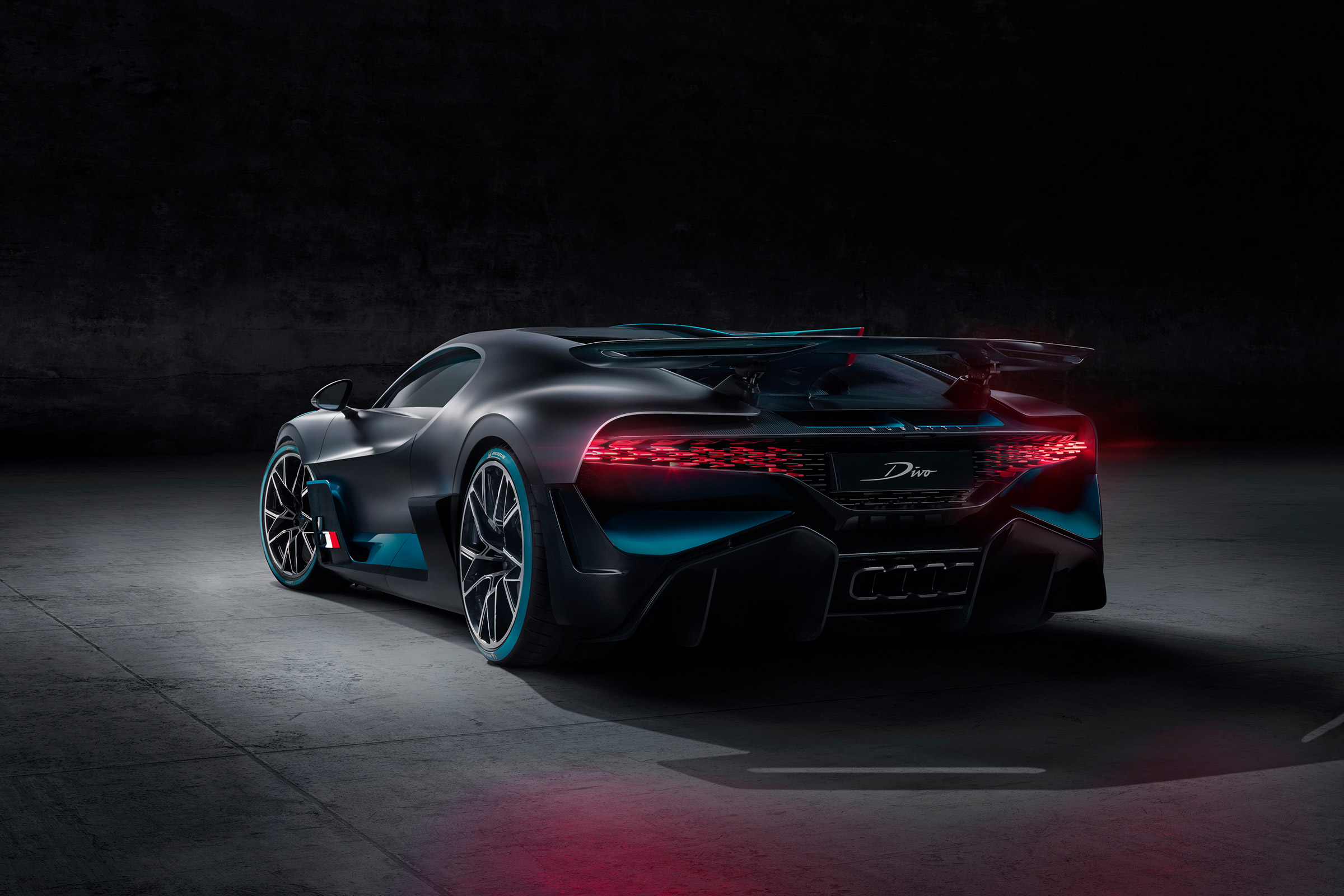 Bugatti Divo - rear quarter