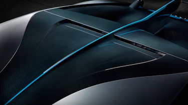 Bugatti Divo - roof