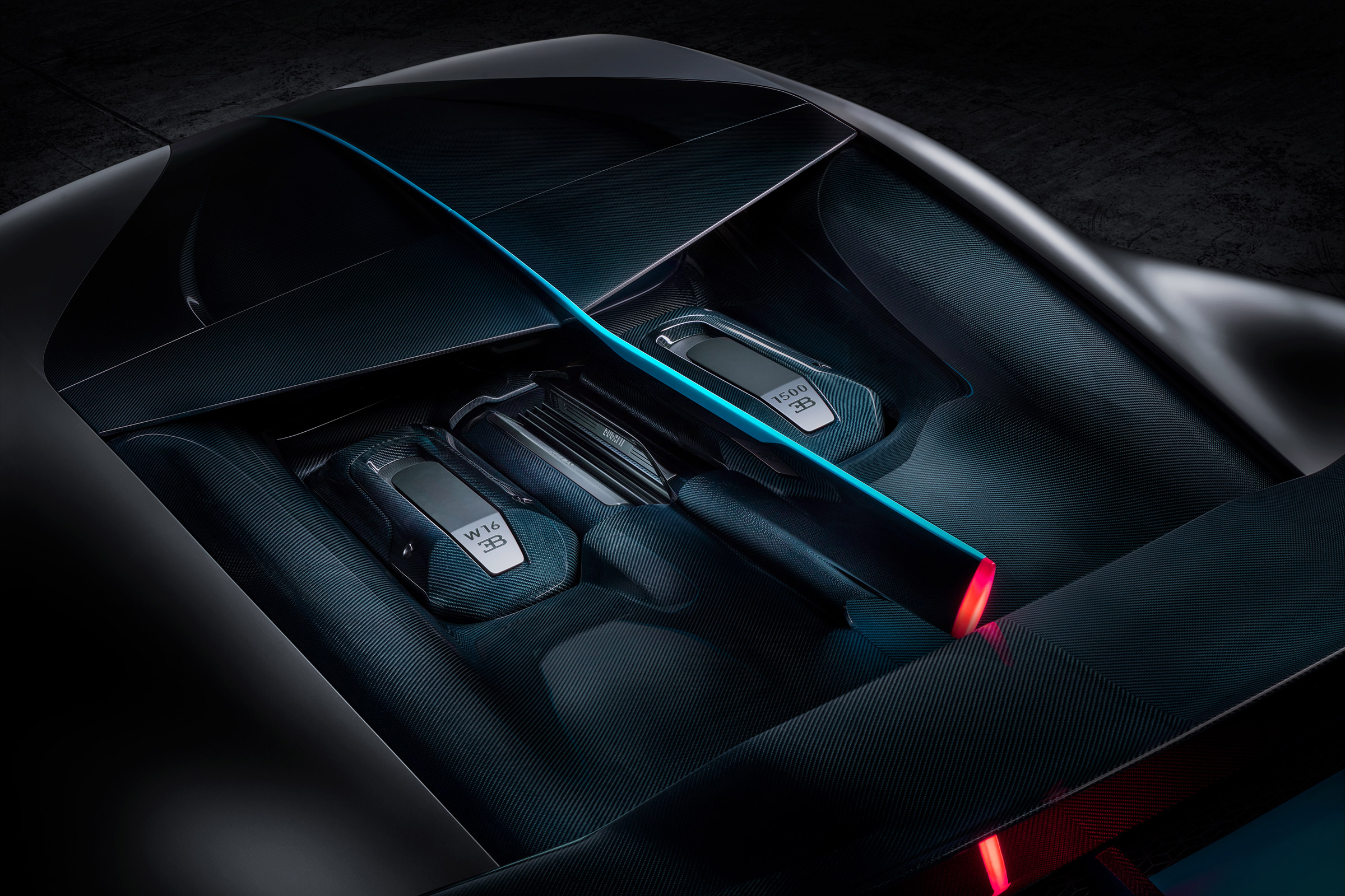 Bugatti Divo - engine bay