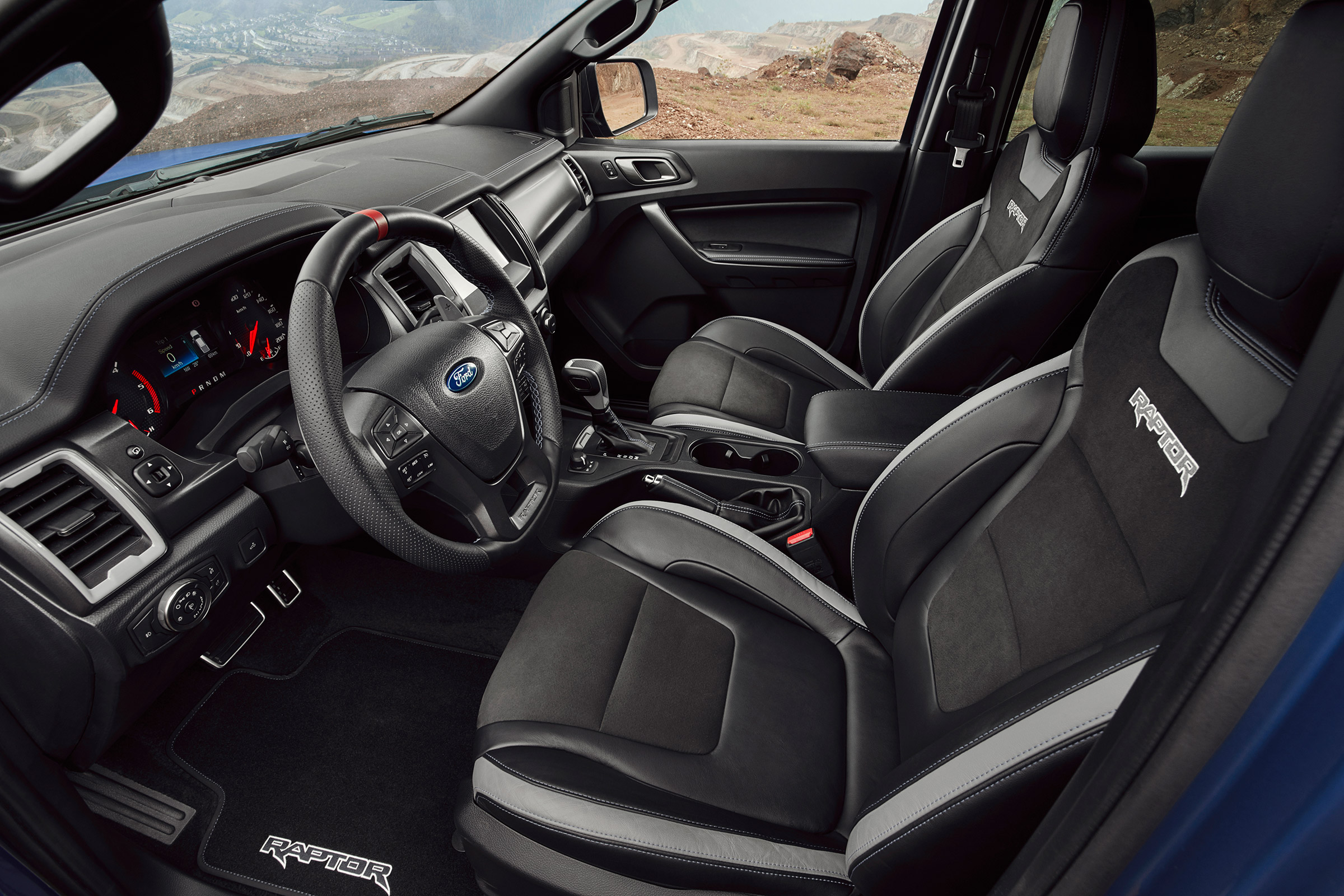 2019 Ford Raptor - interior