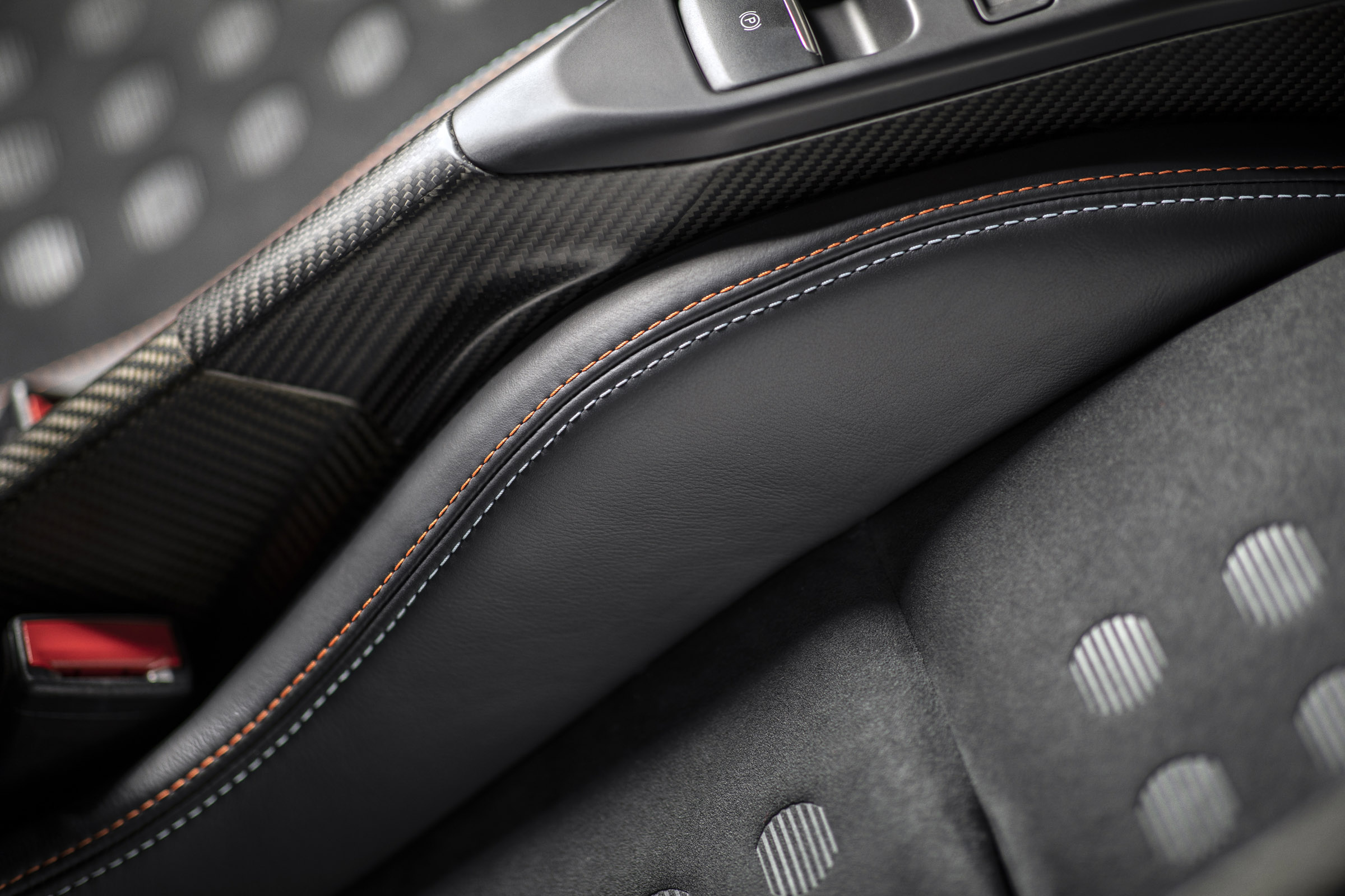 Ford GT heritage edition - interior