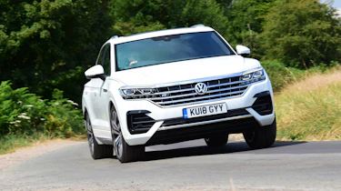 Volkswagen Touareg UK drive - front cornering