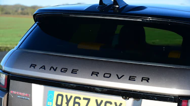 Range Rover Evoque 67 - tail