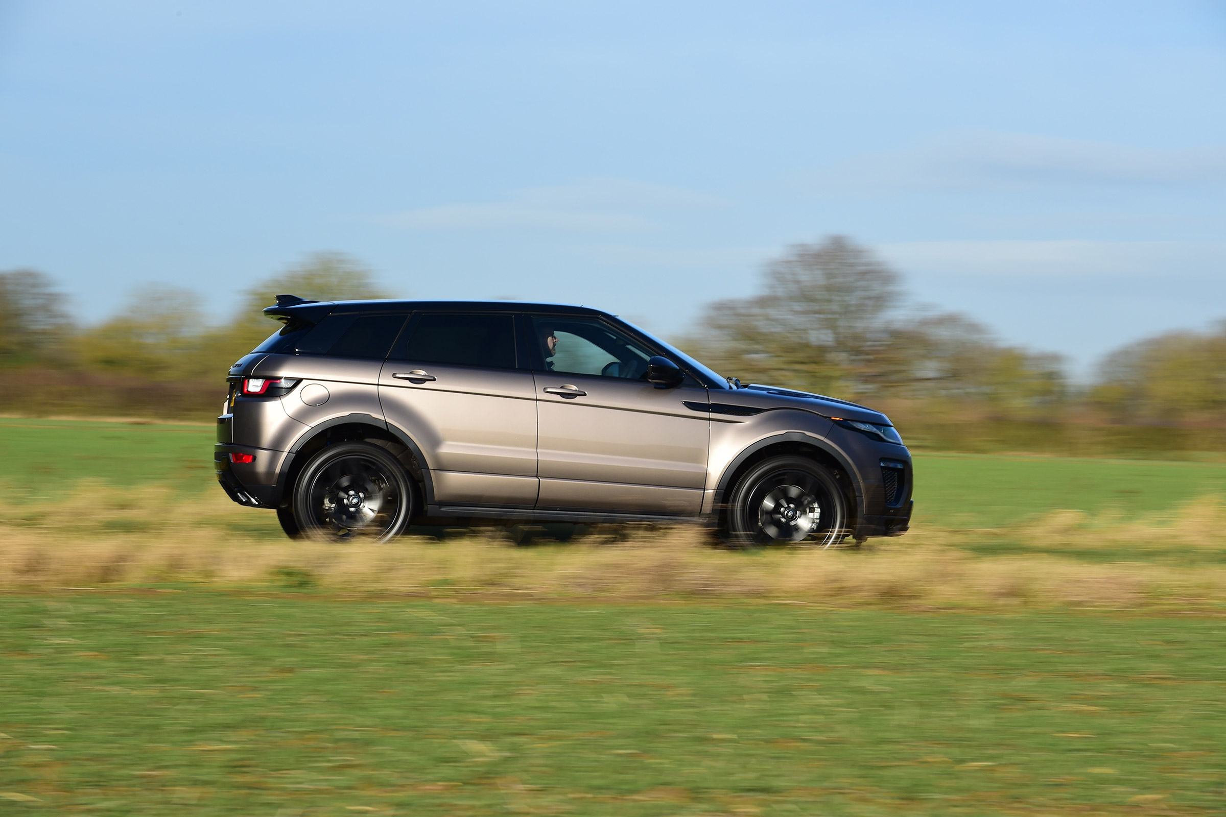 Range Rover Evoque 67 - profile