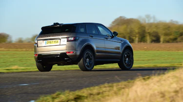 Range Rover Evoque 67 - rear quarter