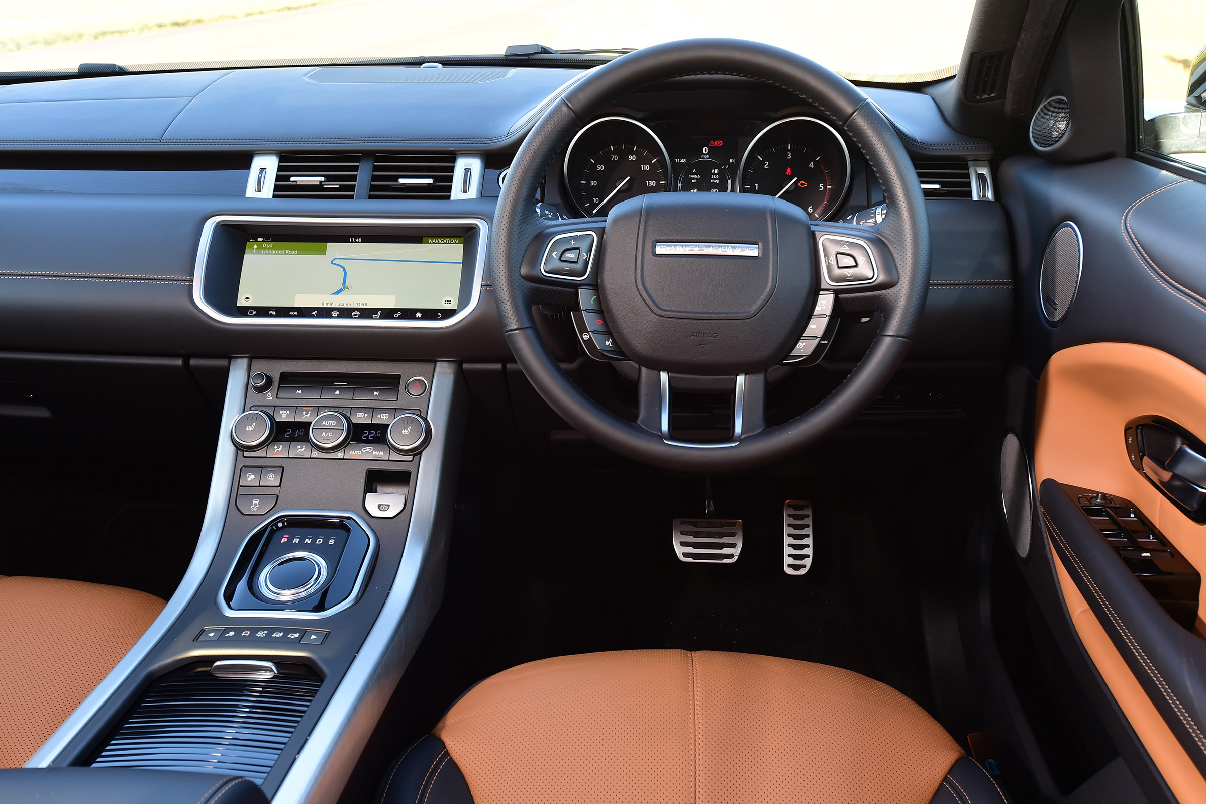 Range Rover Evoque 67 - interior