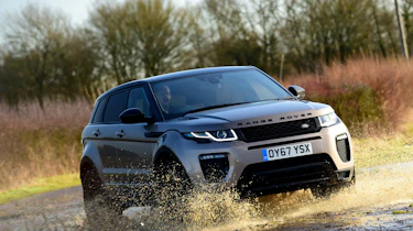 Range Rover Evoque 67 - front quarter