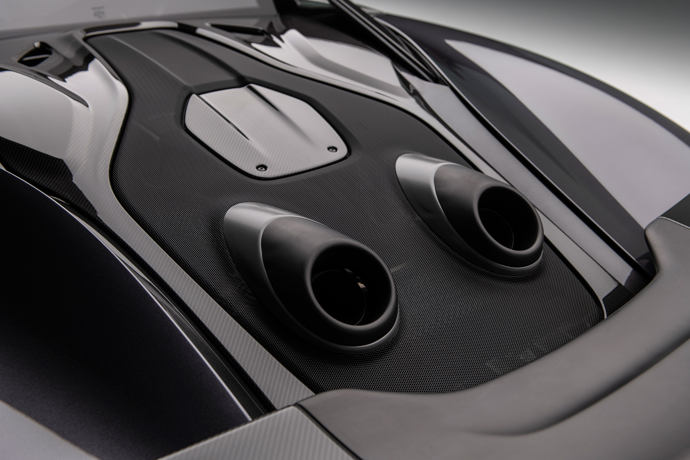 McLaren 600LT MSO - pipes