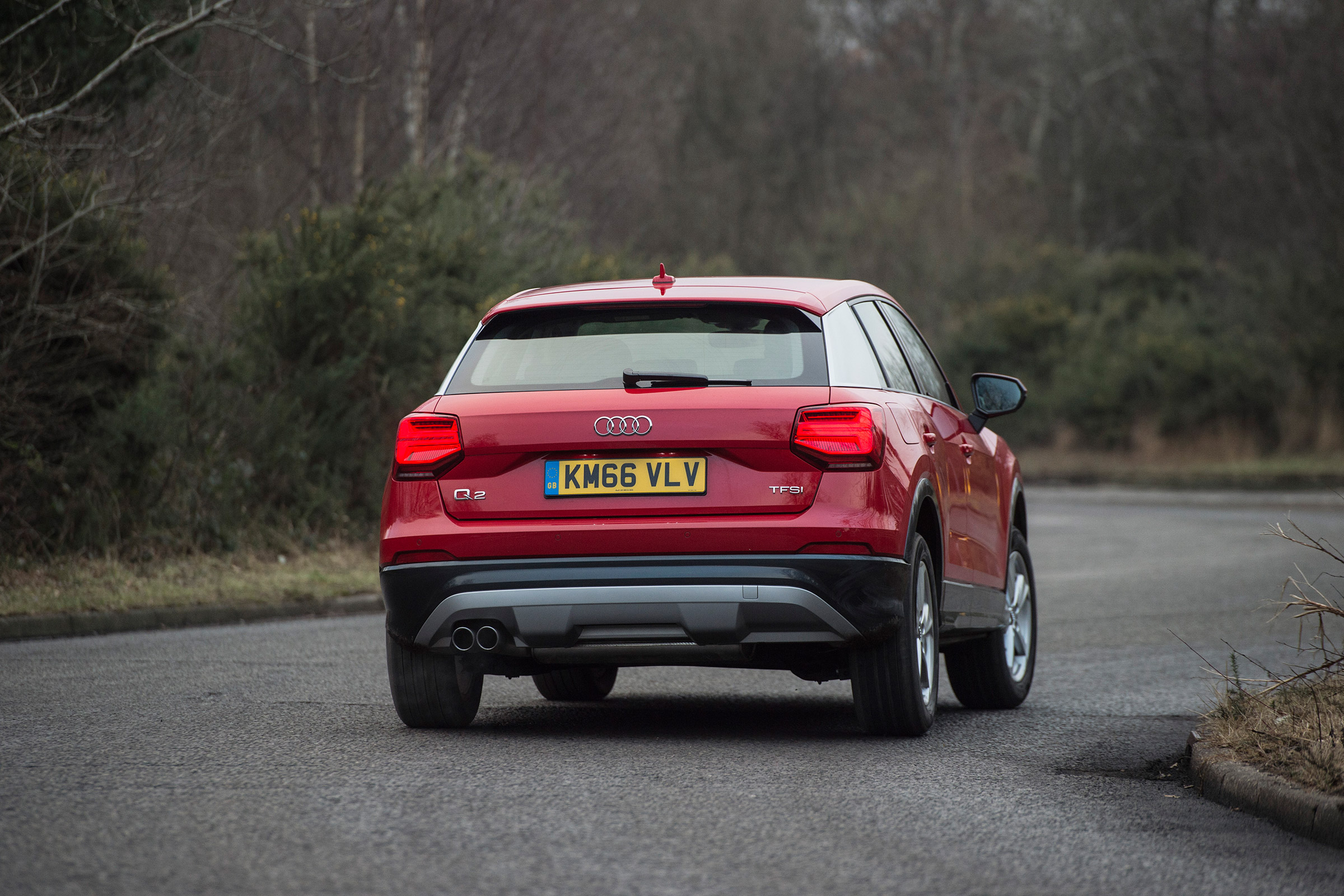 Audi Q2 SE - rear cornering