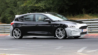 2019 Ford Focus ST prototype - side