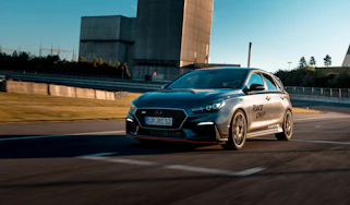 Hyundai i30 N RaceChips front quarter